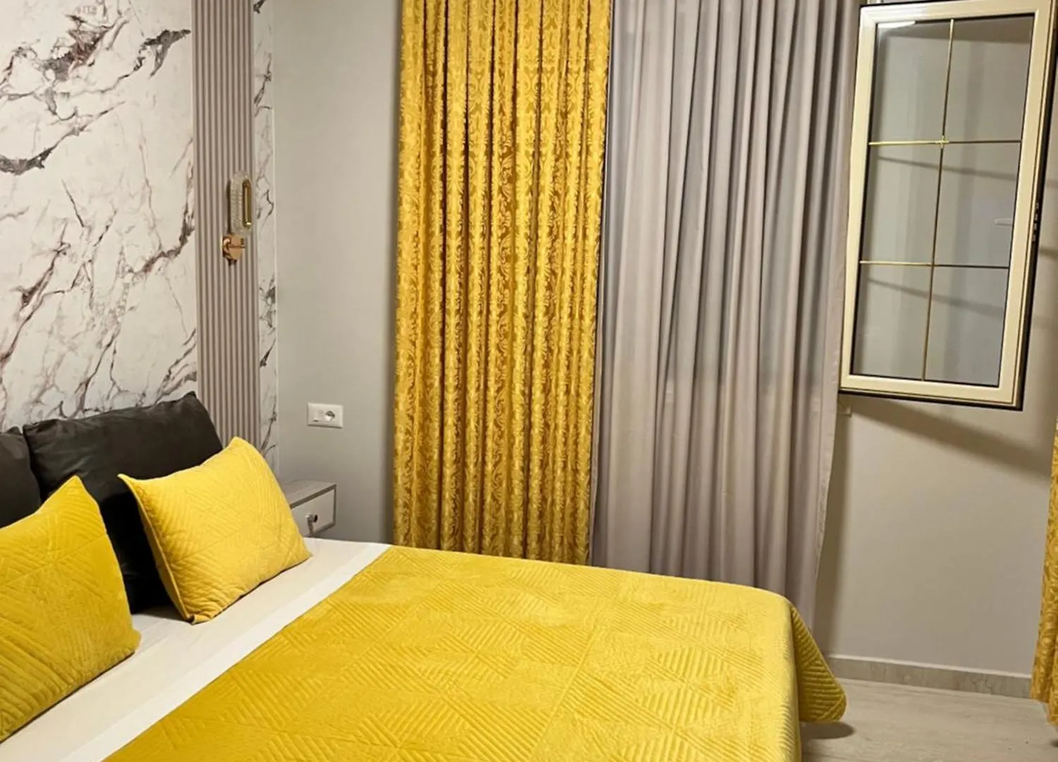גולם Lyden Hotel 3*,  אלבניה